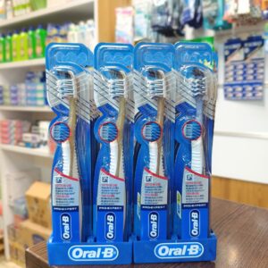 مسواک اورال بی All In One با برس متوسط Oral B All In One Pro Expert Toothbrush
